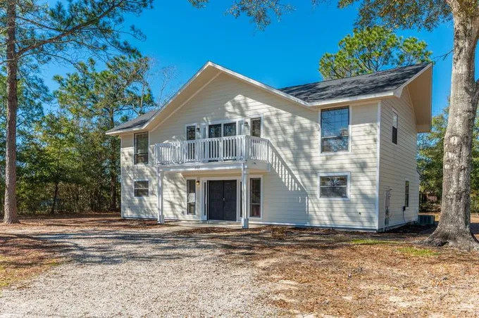 770 Lakeview Drive, De Funiak Springs, FL 32433 for Rent