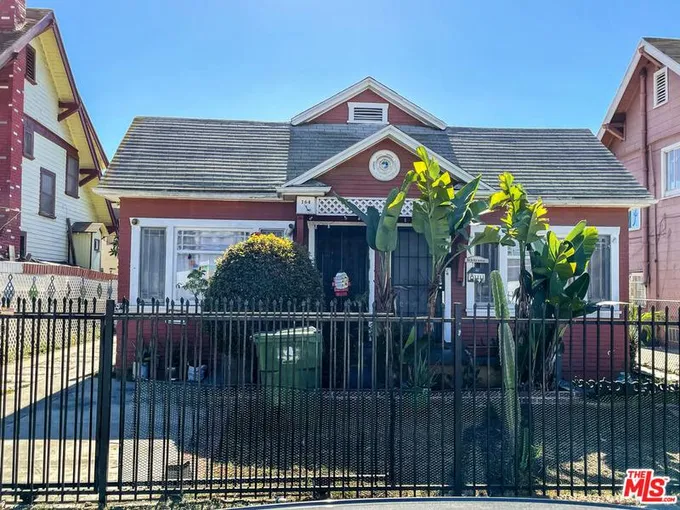 164 West Vernon Avenue, Los Angeles, CA 90037 for Sale