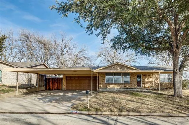 5516 DENISE DR, Haltom City, TX 76148 Single Family Residence For Sale  MLS# 20525857