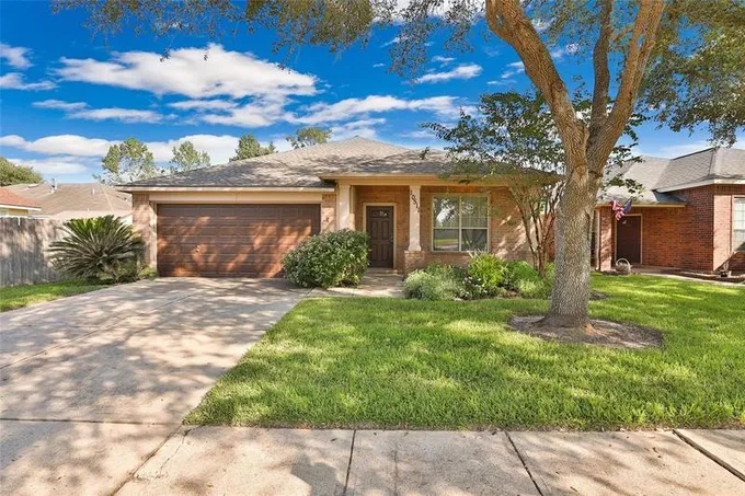 10511 Saratoga Sq, Missouri City, TX 77459 for Rent