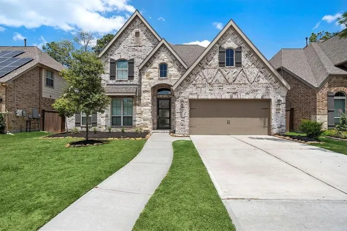 12715 N Greater Blue Cir, Humble, TX 77346 for Sale