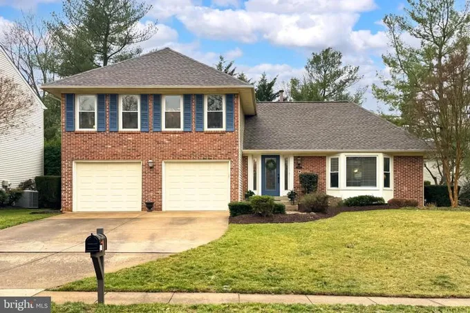 5241 Glen Meadow Road, Centreville, VA 20120 for Sale