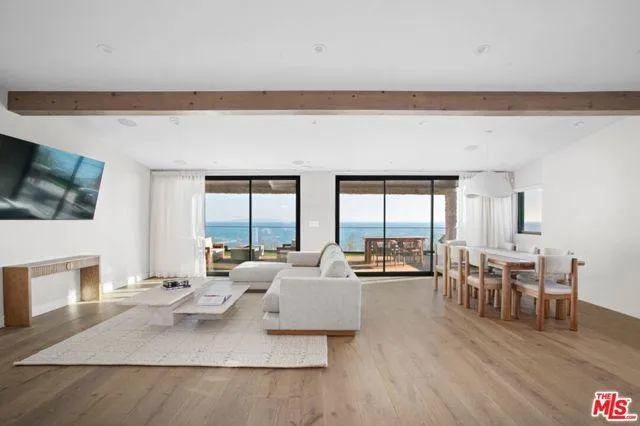 18242 Wakecrest, Malibu CA 90265 for Sale