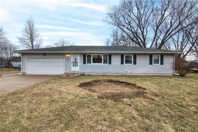 3355 Mayo Street, Eau Claire, WI 54701  623919519 for Sale
