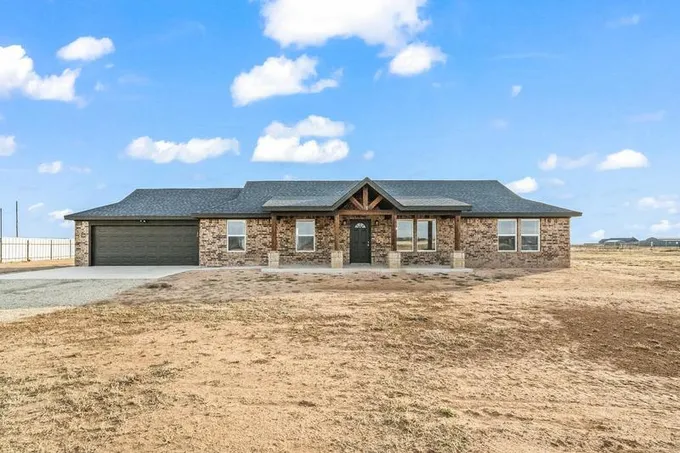 11707 County Road 6400, Shallowater, TX 79363 for Sale