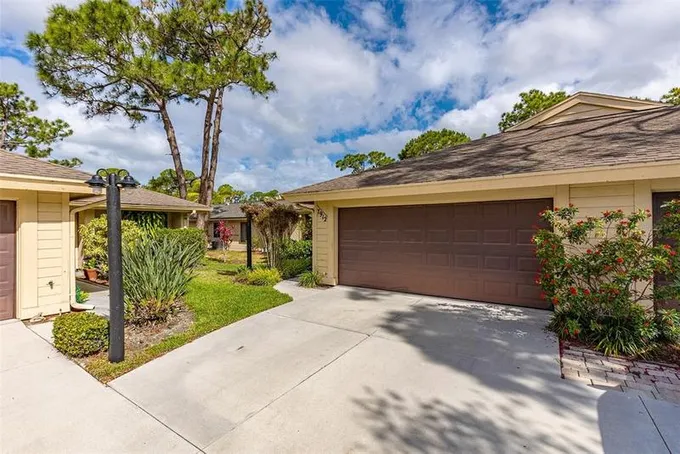 7912 Pineglen Court, Unit 47, Sarasota, FL 34238 for Sale