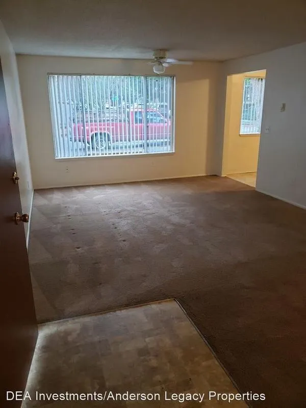 715 E 19th Street  The ideal space to balance life, work and play. One bedroom home in the Arnada Neighborhood, close to uptown for Sale