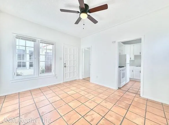 979 S Ardmore Ave - Los Angeles, CA 90006 - Home For Rent