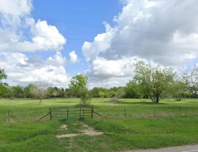 9015 Fm 487 Road, Rockdale, TX 76567 for Sale