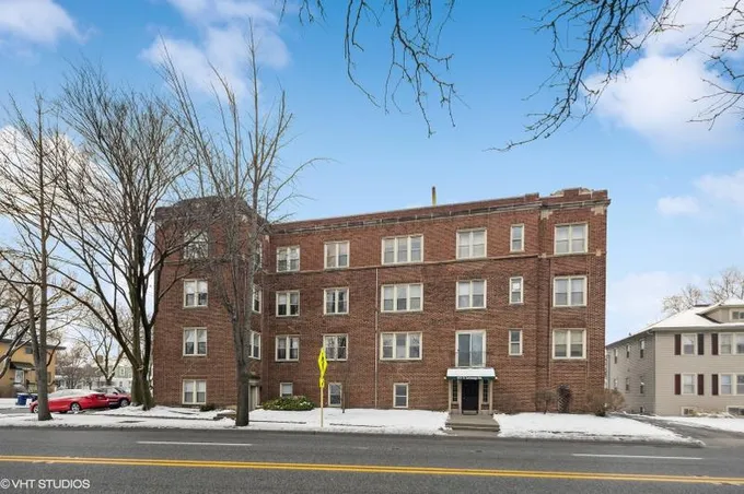 600 N La Grange Rd #B1, La Grange Park, IL 60526 - MLS 11963260 for Sale