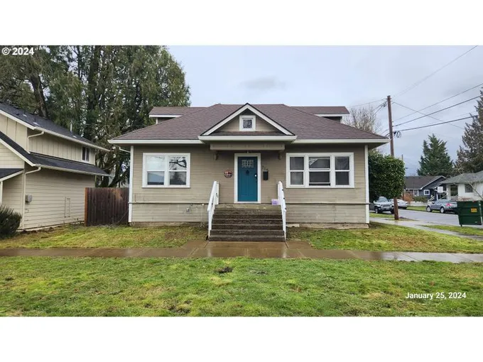 715 E 6TH ST, Newberg OR 97132 for Sale