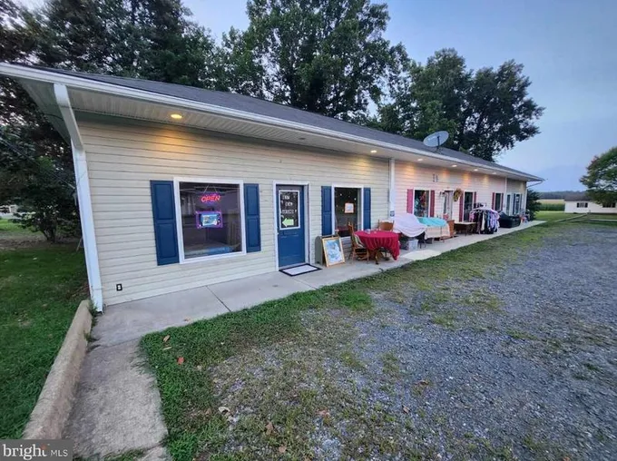 11239 Kings Hwy, Montross, VA 22520 - MLS VAWE2005992 for Sale