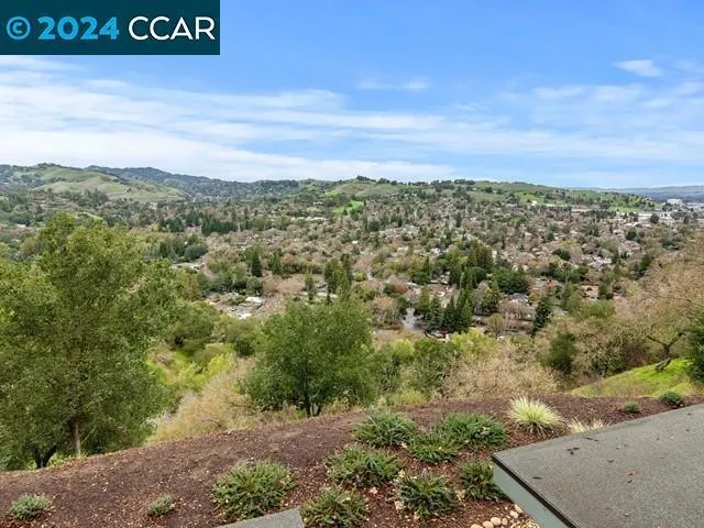 1122 Skycrest Dr 1, Walnut Creek CA 94595 for Sale