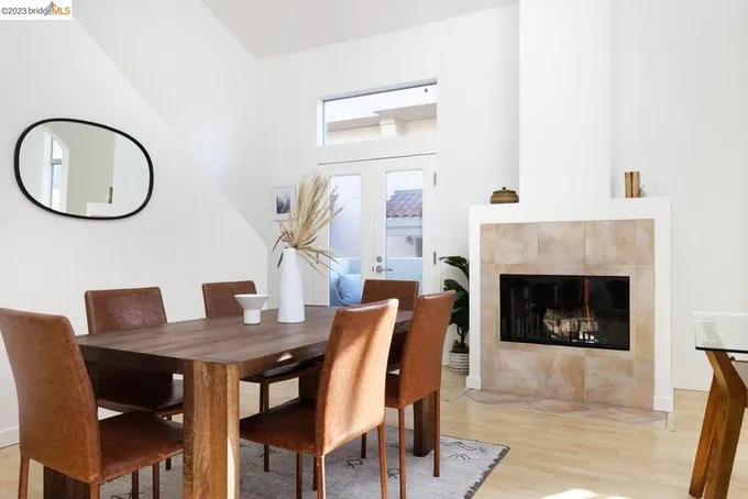 425 28th Street, Unit 204A, Oakland, CA 94609 for Sale