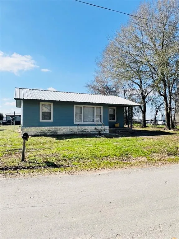 501 N Casey St, Madisonville, TX 77864 for Sale