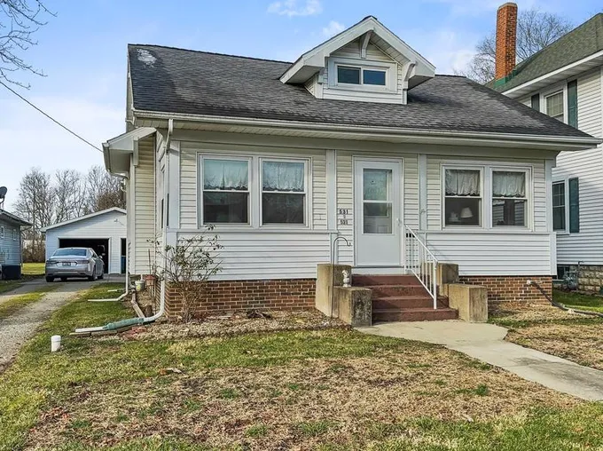 531 S 2nd St, Watseka, IL 60970 - MLS 11957953 for Sale
