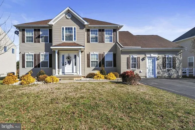 105 SHASHI COURT, SMYRNA, DE 19977  624118391 for Sale
