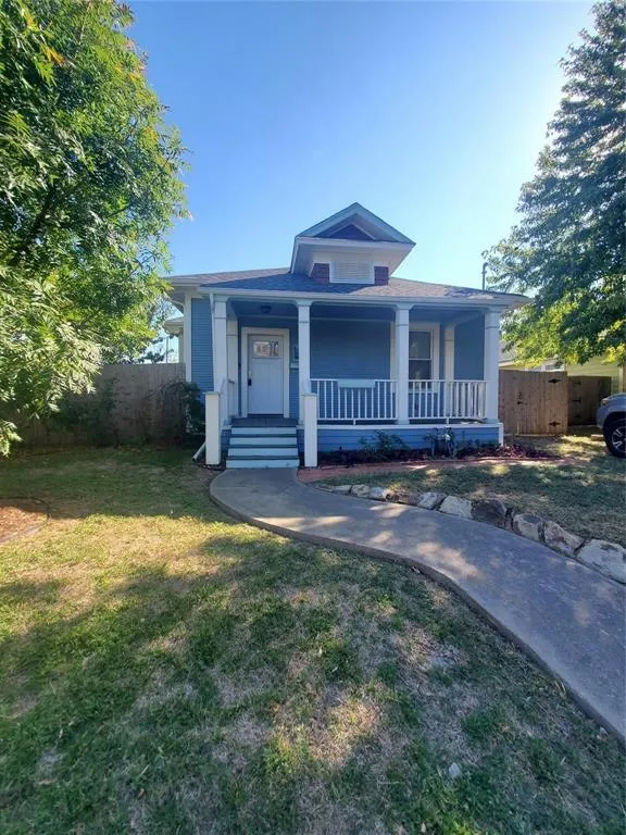 918 Sunset Ave, Dallas, TX 75208 for Rent