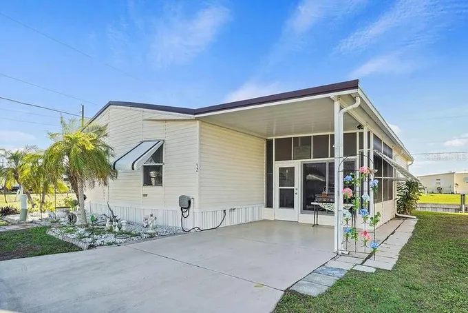 10101 BURNT STORE RD LOT 32, PUNTA GORDA, FL 33950 Manufactured Home For Sale  MLS# A4597639