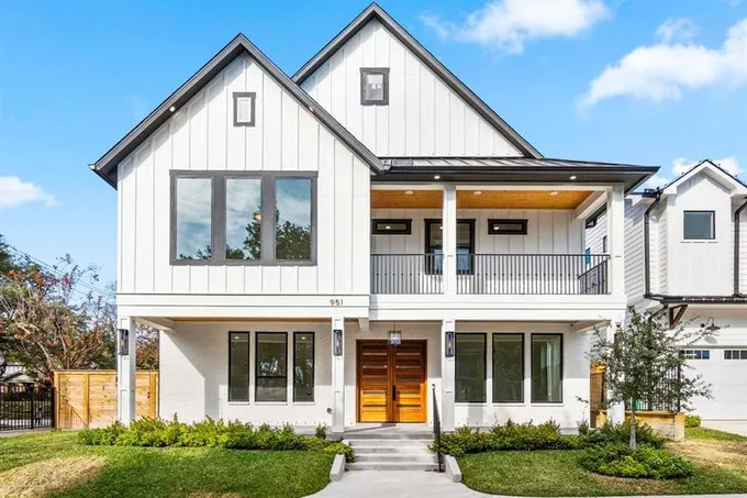 951 Byrne Street, Houston, TX 77009 for Sale