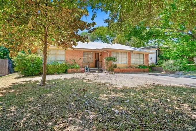 841 Brookhurst Dr, DALLAS, TX 75218 for Sale