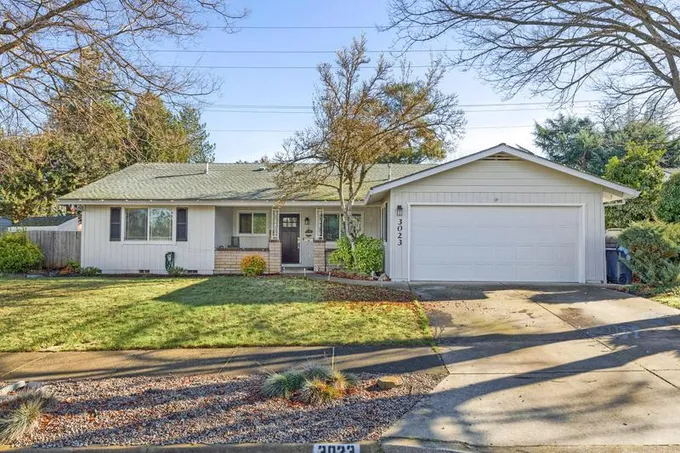3023 El Dorado Drive, Medford OR 97504 for Sale