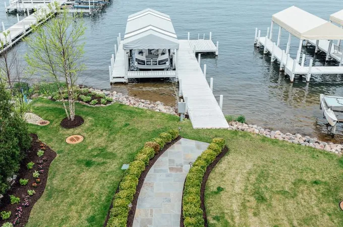 W3298 Park Dr, Lake Geneva, WI 53147 - MLS 11946939 for Sale