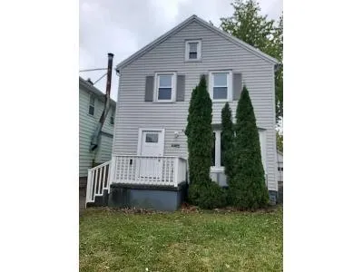 Tremaine Ave for Sale