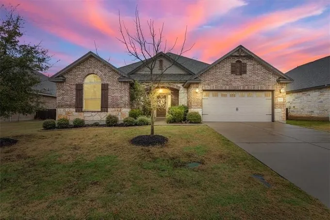 110 Caraway Drive, Woodway, TX 76712 for Sale