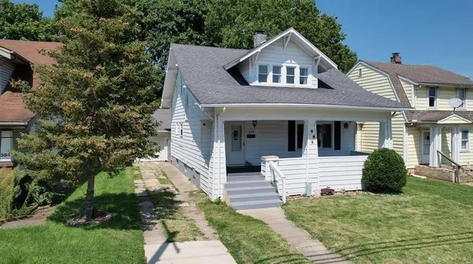 358 E Mc Creight Ave, Springfield, OH 45503 - MLS 890598 for Sale