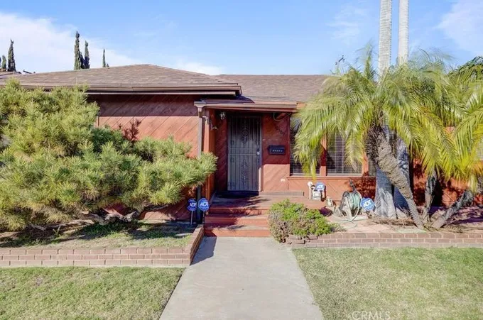 10569 Glenfair St, El Monte, CA 91731 - MLS AR24025550 for Sale