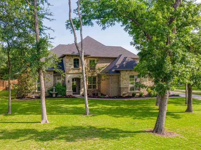 156 Claremont Dr, Ovilla, TX 75154 - MLS 20523018 for Sale