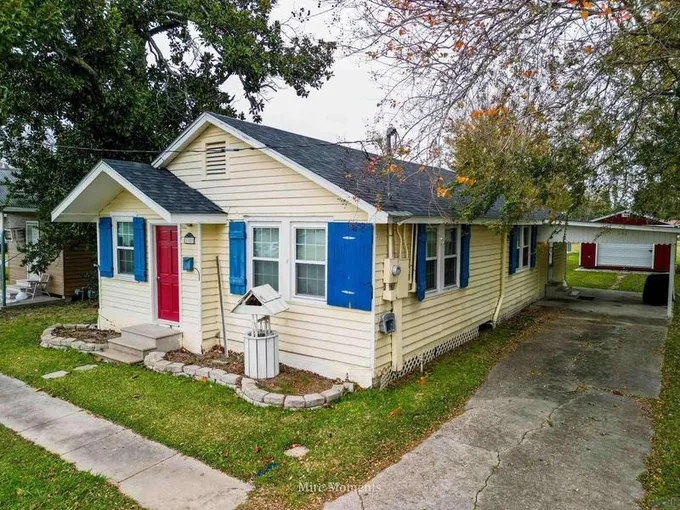1103 CAROLINE ST, Thibodaux, LA 70301  623840068 for Sale