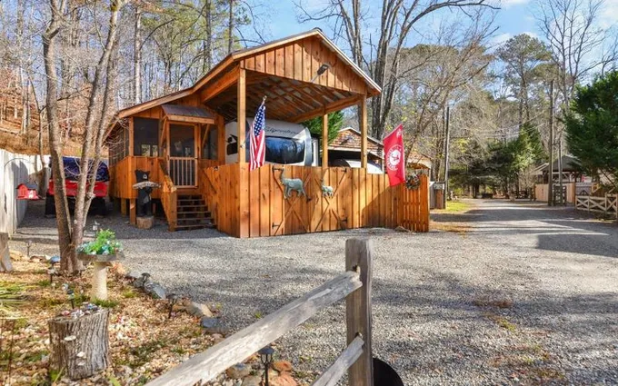 Ellijay, Gilmer County, GA Lakefront Property, Waterfront Property, House for sale Property ID: 418411415