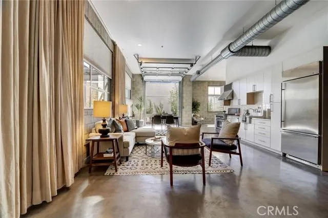 710 N Orlando 102, West Hollywood CA 90069 for Sale