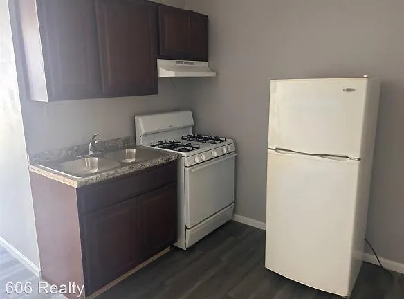 2349 W Devon Ave - Chicago, IL 60659 - Home For Rent