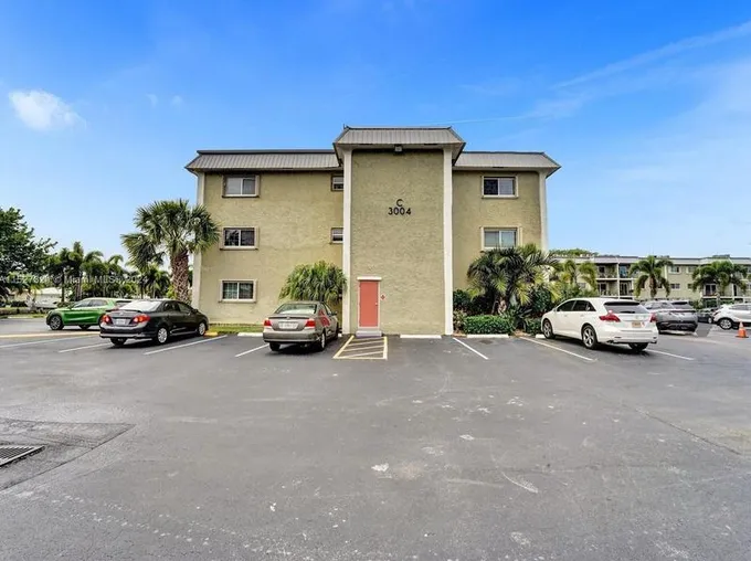 3004 NE 5th Terrace #210-C, Wilton Manors, FL 33334 - MLS A11527324 for Sale