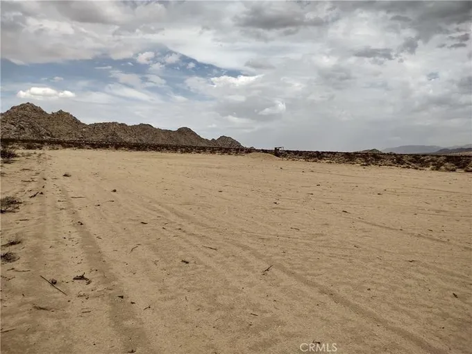 0 Wilshire / Stellar Road, Lucerne Valley, CA 92356 for Sale