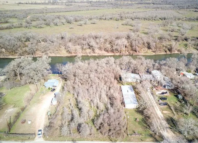 198 River Front Dr, Cedar Creek, TX 78612 - MLS 4534482 for Sale