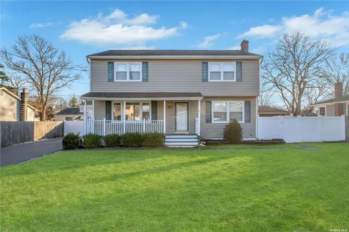 Shirley, Suffolk County, NY House for sale Property ID: 418600231