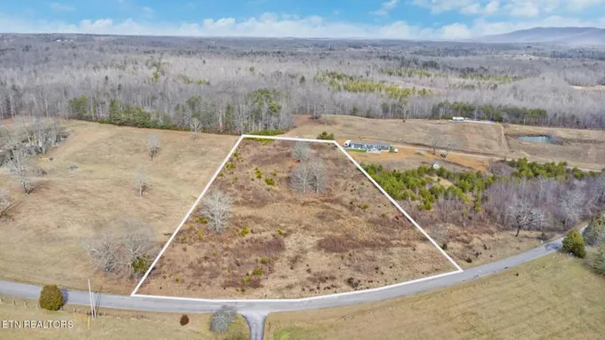 BLAYLOCK RD, Crossville, TN 38572 Mobile Home For Sale  MLS# 1251443 for Rent