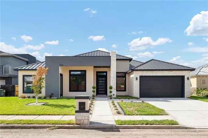 2322 E 25th Street, Mission, TX 78574 for Sale