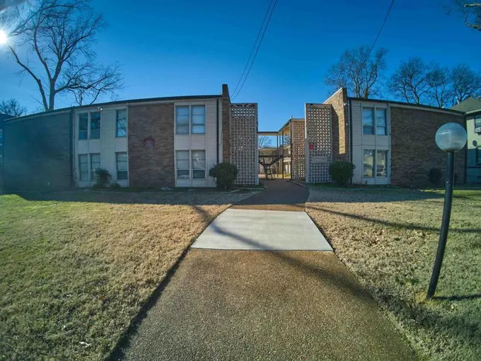 151 N BELVEDERE BLVD APT 1, Memphis, TN 38104 Single Family Residence For Sale  MLS# 10164487 for Rent