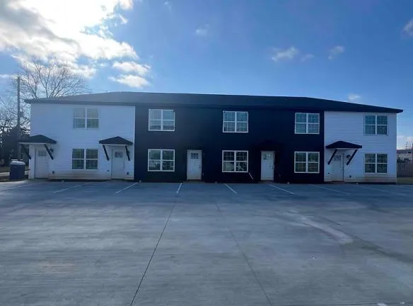 107 Mullican St unit 2 - Mc Minnville, TN 37110 - Home For Rent