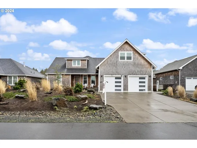 5015 DRUMMOND DR, Gearhart OR 97138 for Sale