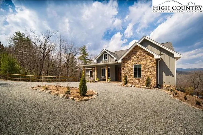 Lenoir, Caldwell County, NC House for sale Property ID: 416154357