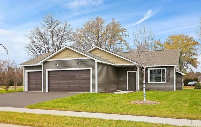 1301 Violet St, New Richmond, WI 54017 - MLS 6483890 for Sale
