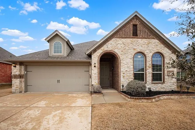 1507 Radecke Rd, Krum, TX 76249 for Sale