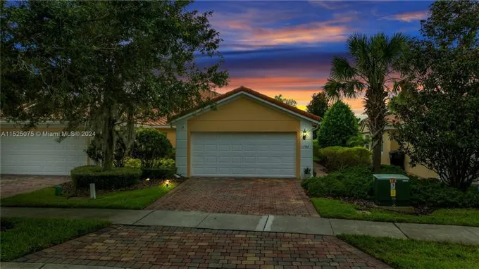 11964 INAGUA DR, Orlando, FL 32827 Single Family Residence For Sale  MLS# A11525075