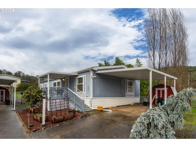 827 SHADOW RANCH LN, Roseburg OR 97470 for Sale